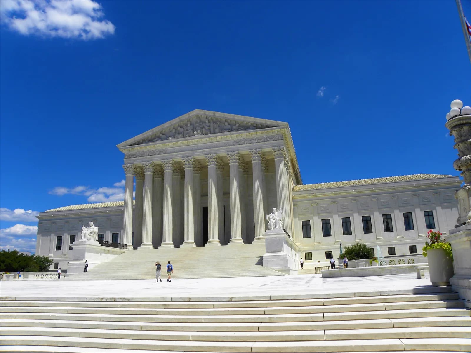 The front of the U.S. Supreme Court Building in Washington (file photo, 2018)