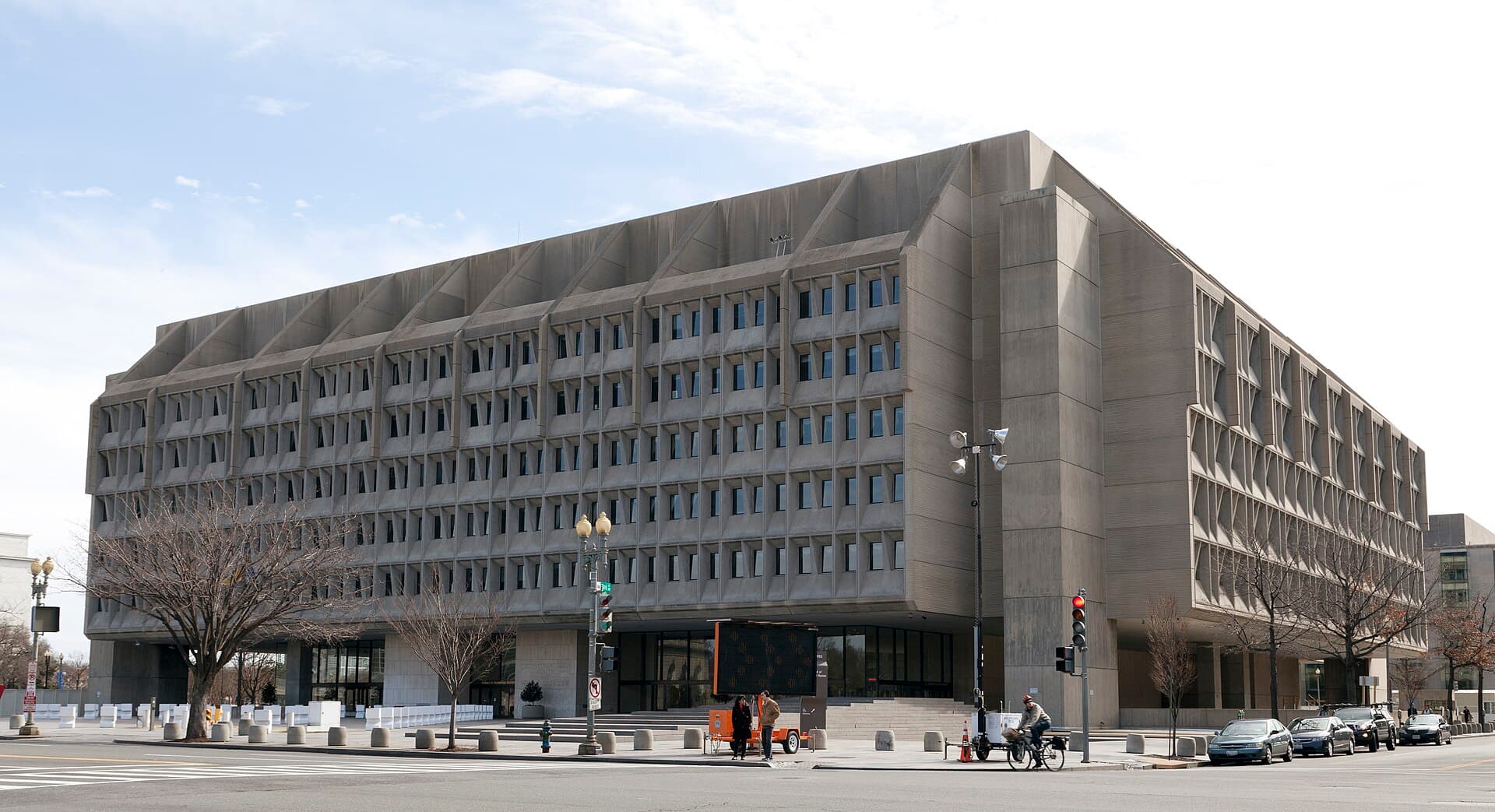 The Hubert H. Humphrey Building, headquarters of the U.S. Department of Health and Human Services, in Washington