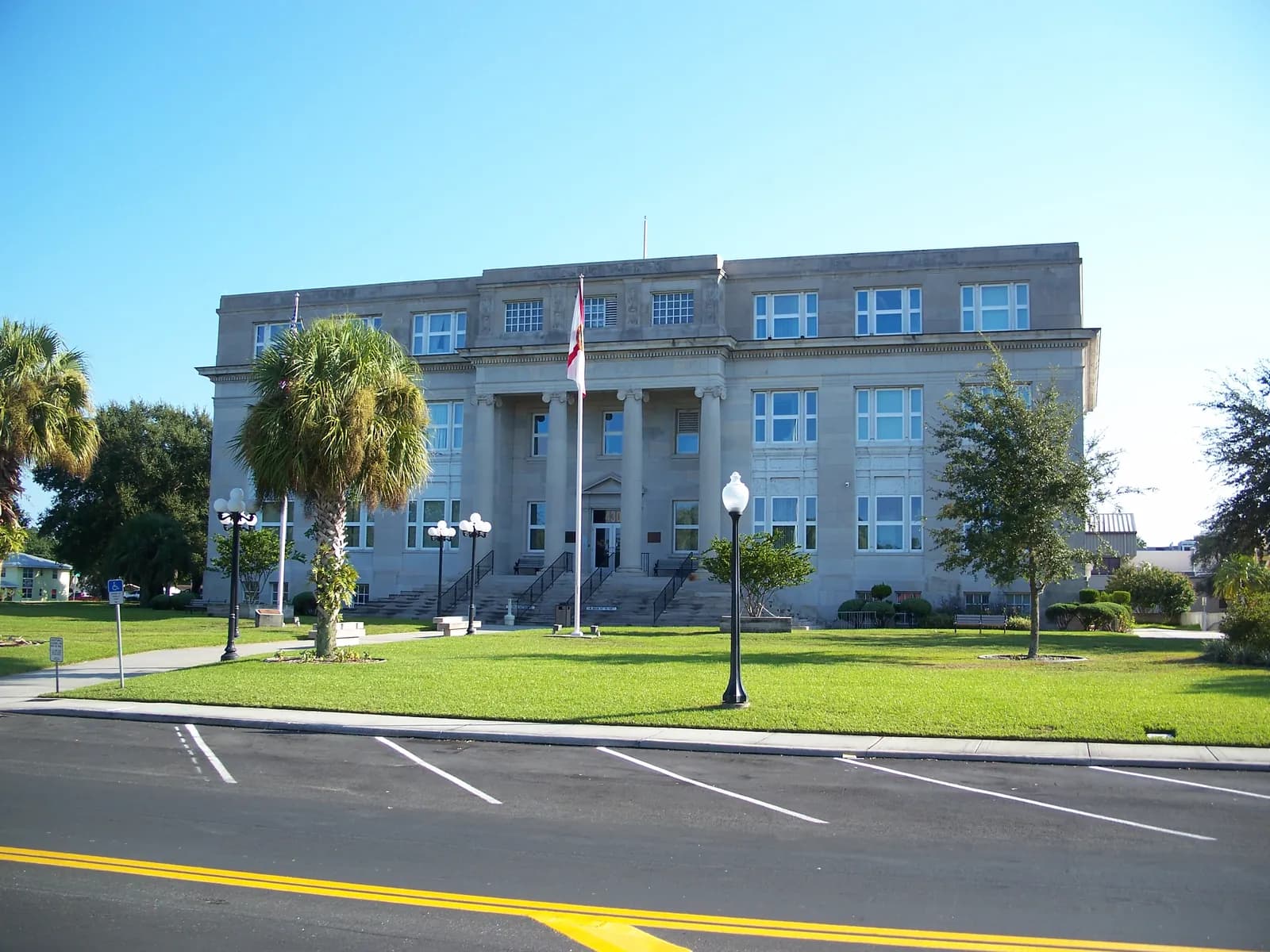 The Highlands County Courthouse in Sebring, Florida (file photo, 2010)